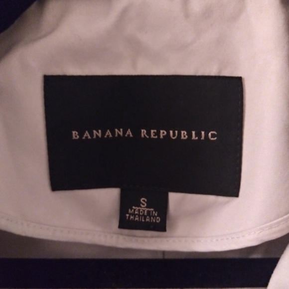 Banana Republic - Picture 2 of 6